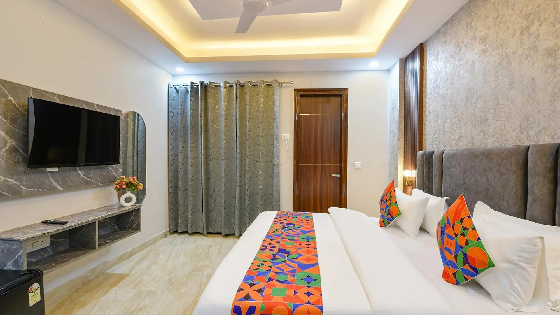 Fabhotel Comfort N Stay Gurgaon Hotel