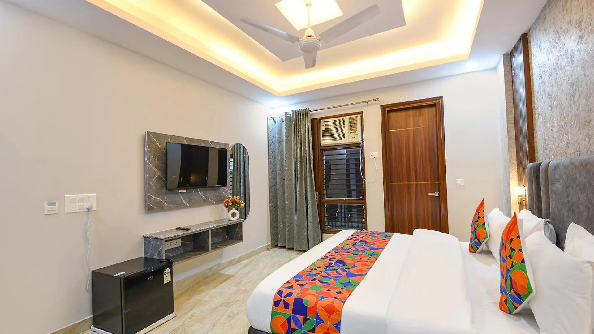 *** Hotel Fabhotel Comfort N Stay Gurgaon India
