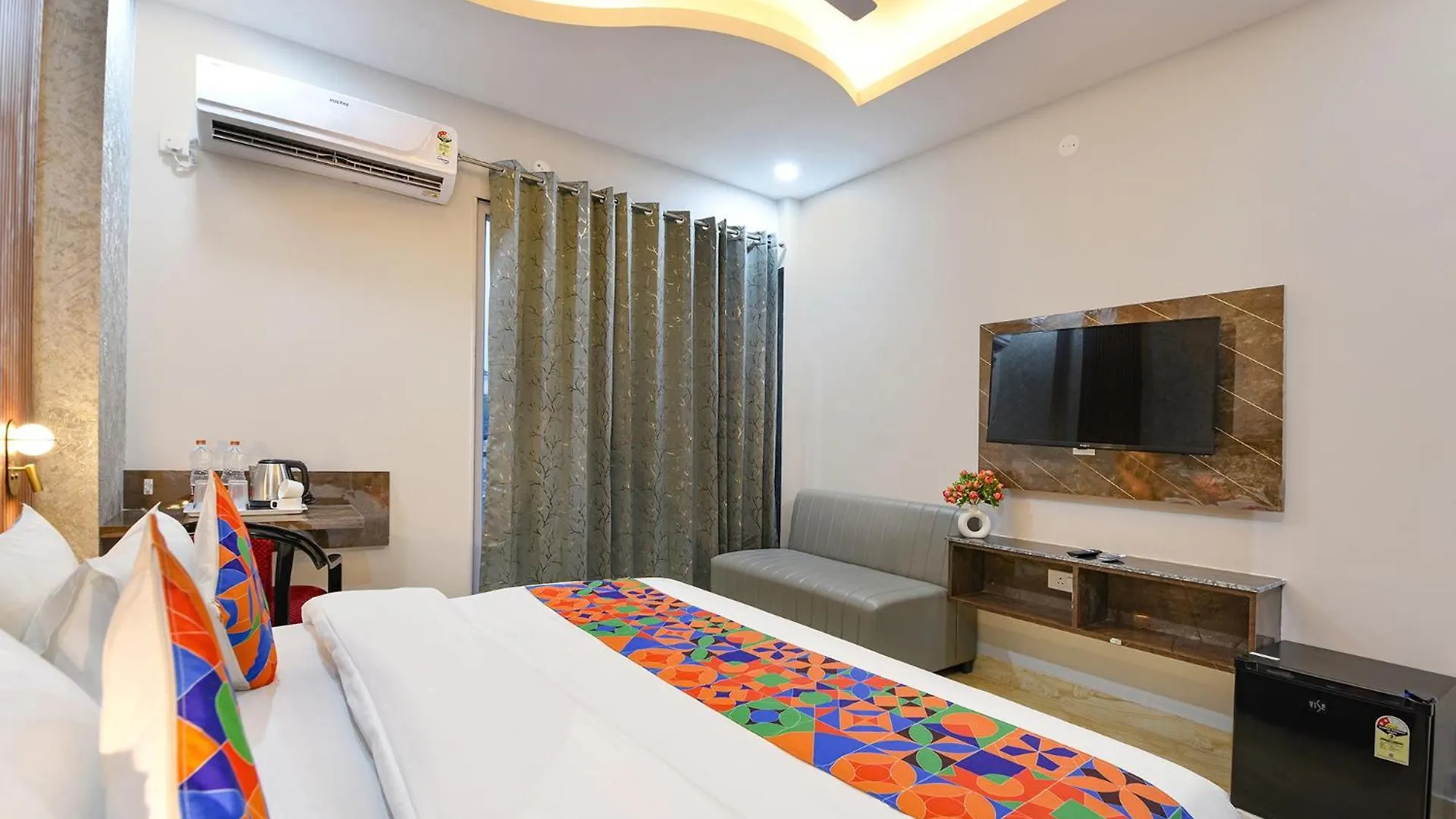 Fabhotel Comfort N Stay Gurgaon 3*,